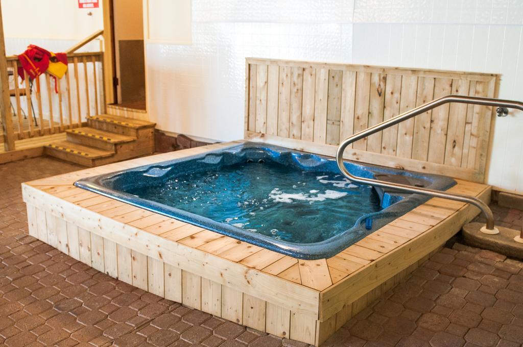 Mccreary'S Beach Resort Perth Ngoại thất bức ảnh